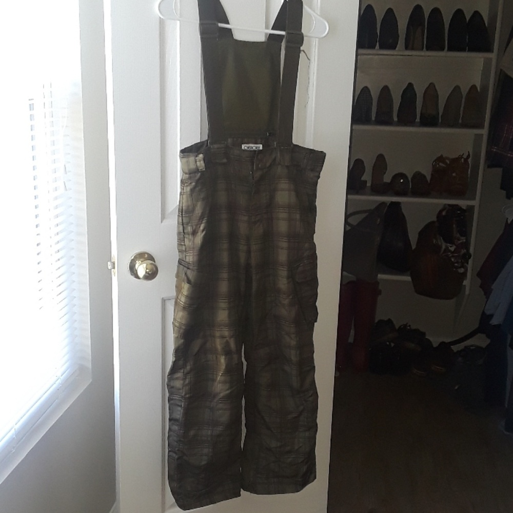 Boys snow pants